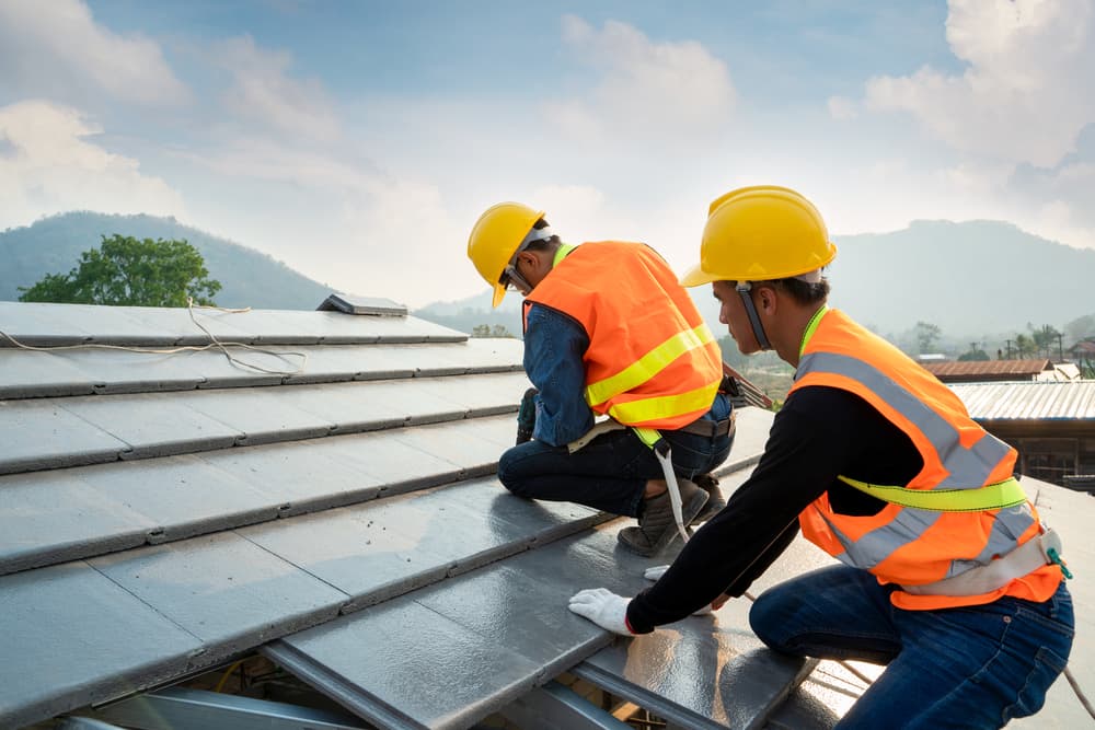 roof repair in Monmouth IL